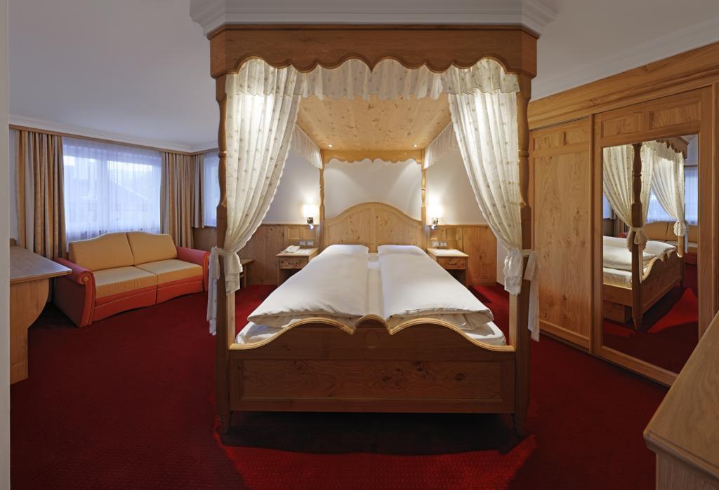 Hotel Ingram Selva di Val Gardena Oda fotoğraf